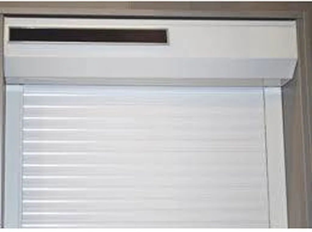 Installation de volets roulants solaires à Lyon