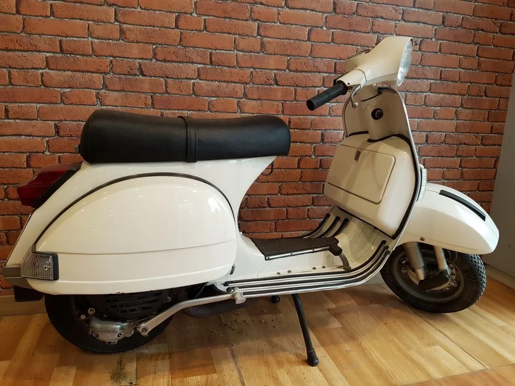 VESPA VINTAGE PACA