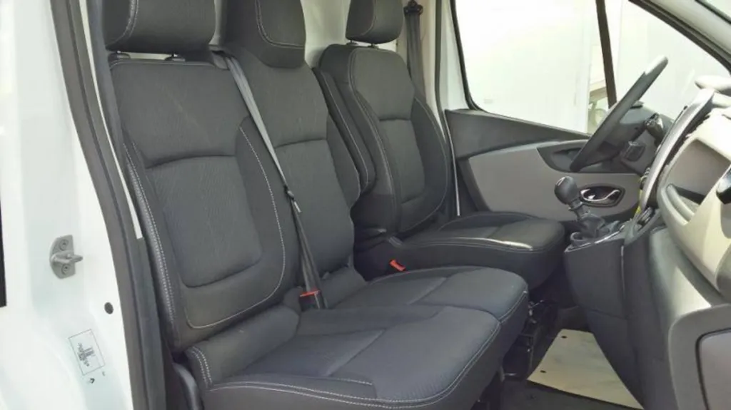 A vendre RENAULT TRAFIC FGN L1H1 1000 Kg DCI 145 ENERGY E6 GRAND CONFORT, PLAISANCE DU TOUCH, PROCHE DE TOULOUSE ET TOURNEFEUILLE