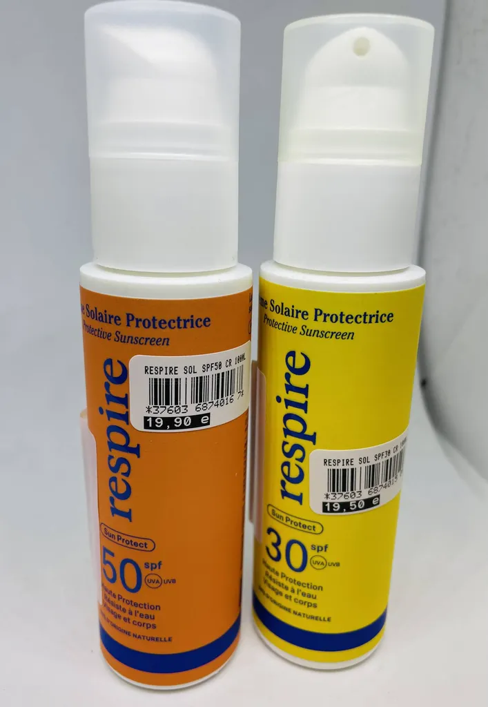 Crème solaire respire en pharmacie