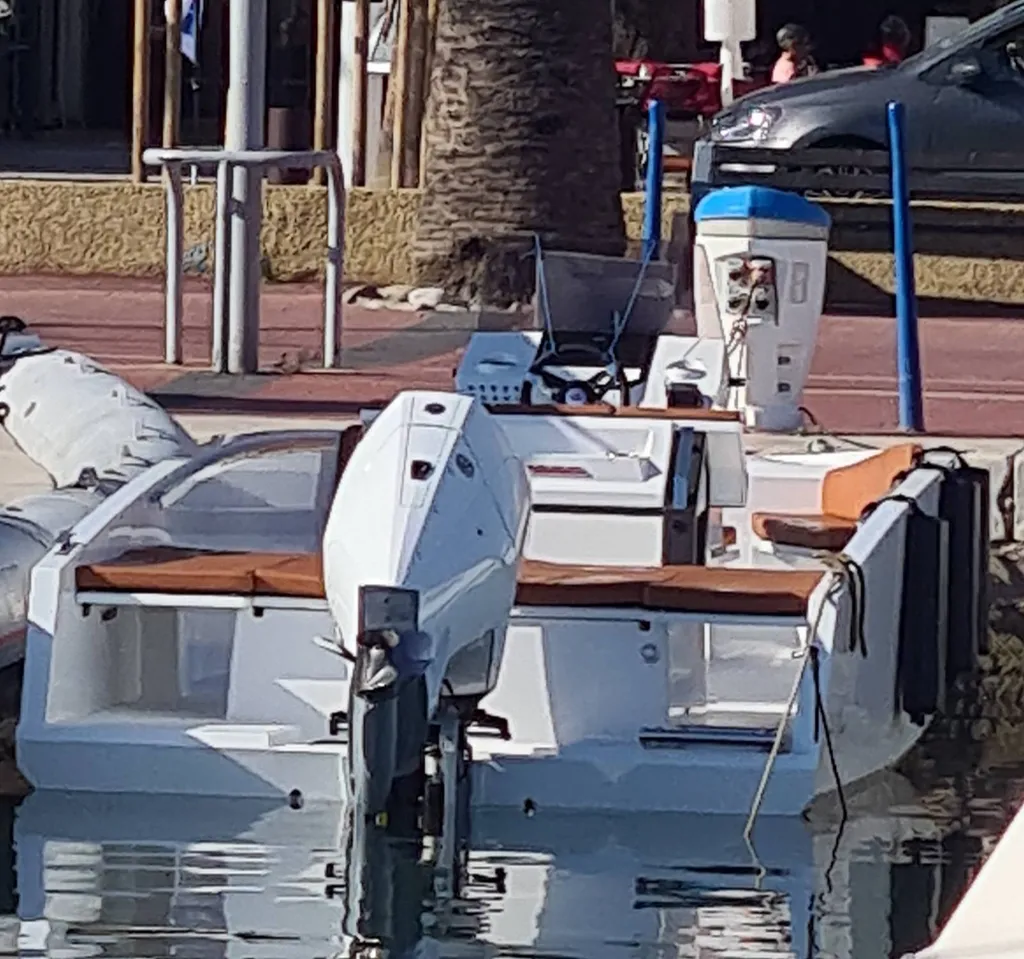 Bateau haut de gamme Rocca San Remo La Martinique 97