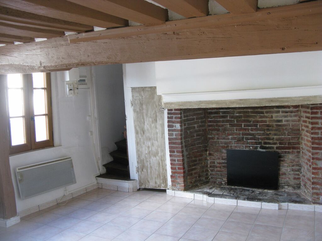 MAISON DE VILLAGE Entre LISIEUX et BERNAY