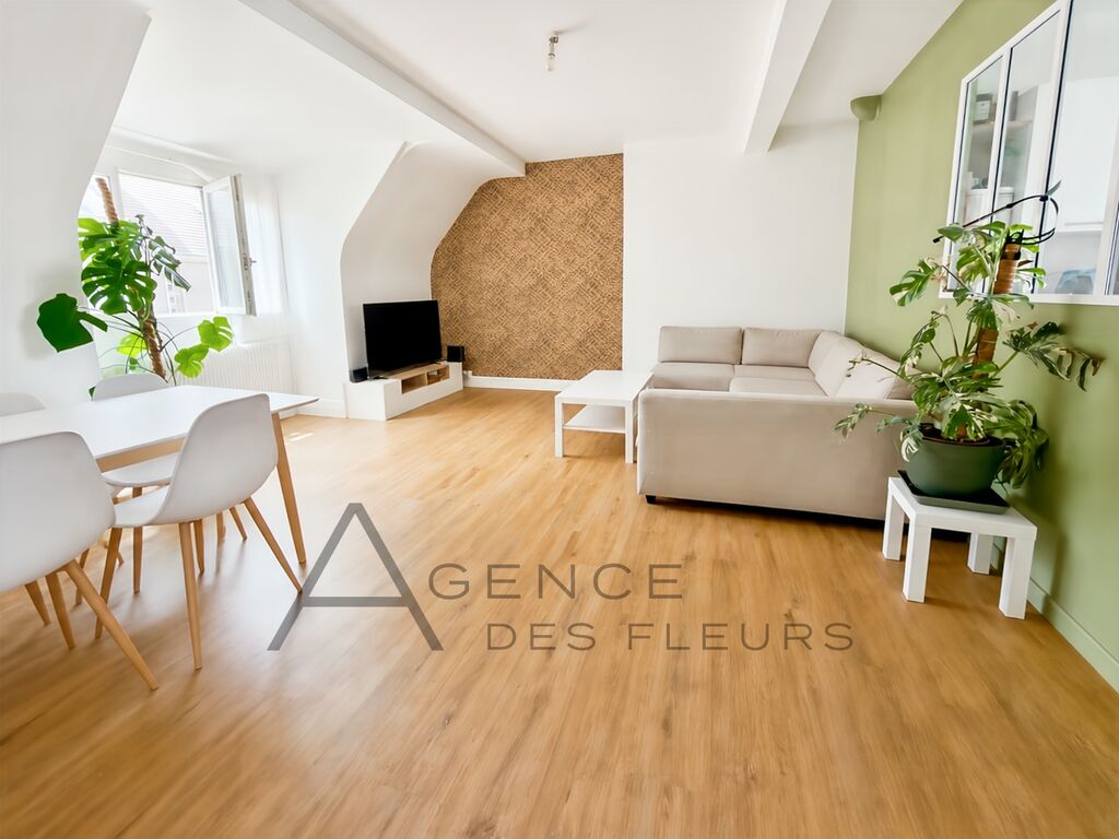 A vendre bel appartement de 104 m2 sur la commune de ELBEUF 76500