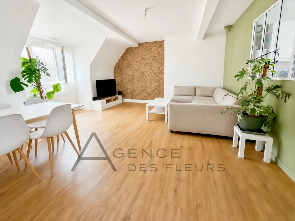 A vendre bel appartement de 104 m2 sur la commune de ELBEUF 76500