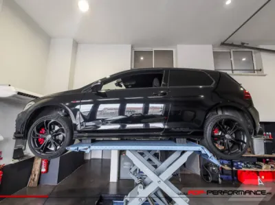 Montage échappement CENDE à clapet pour VW Golf 7 GTi TCR