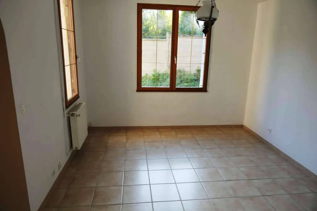 À acheter maison de caractère sur 187 m² habitable proche Tourville-la-Rivière 76410