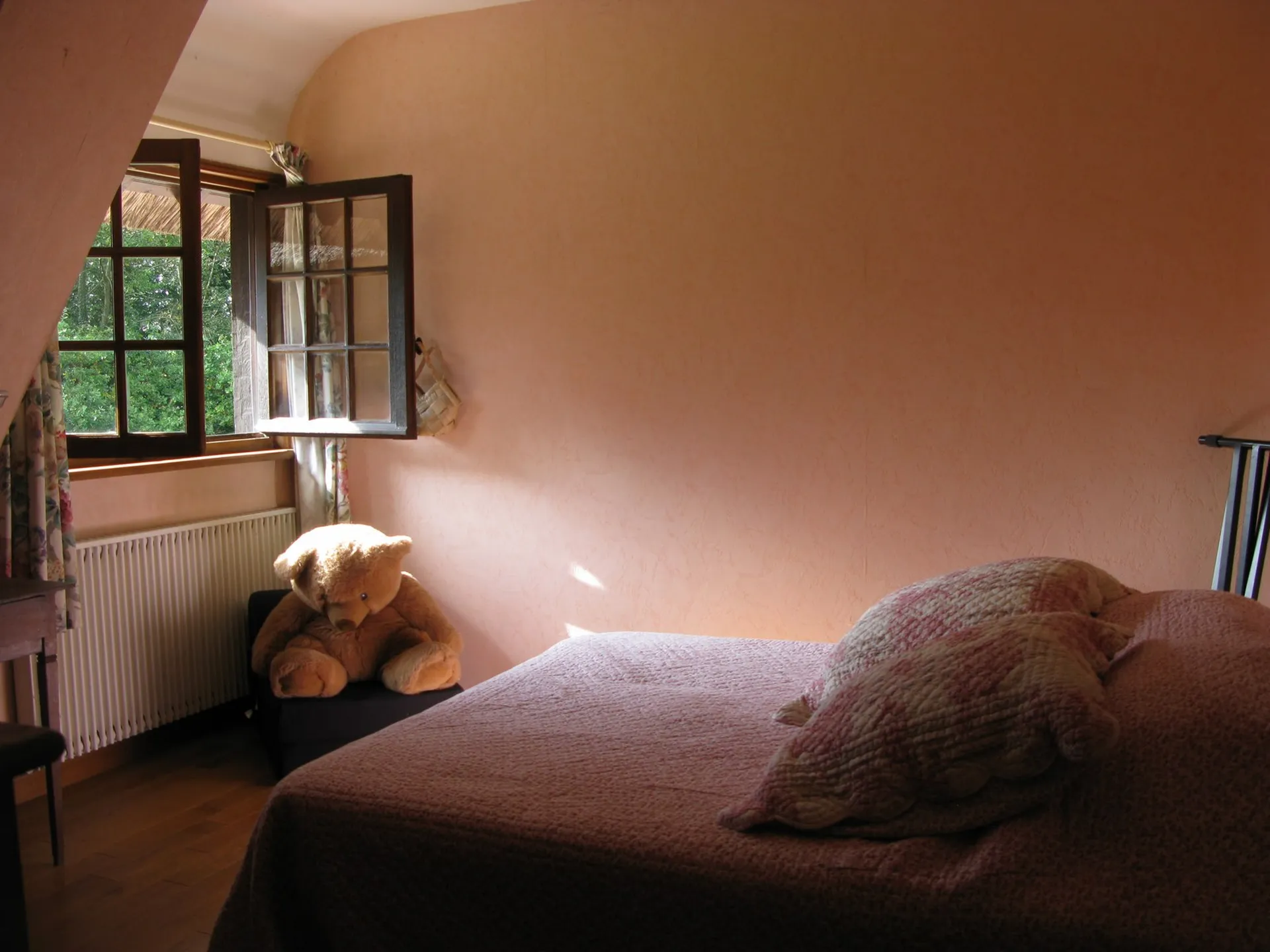 CHAUMIERE PROCHE PONT-L'EVEQUE et LISIEUX