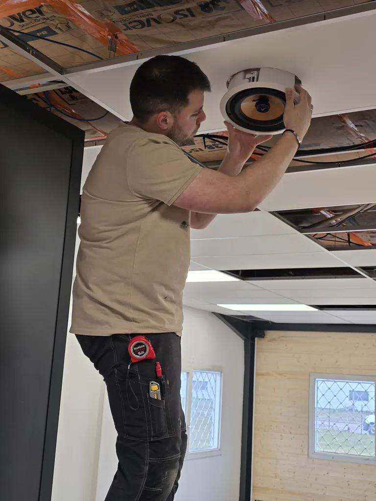 Vente et intégration de solutions audio professionnelles