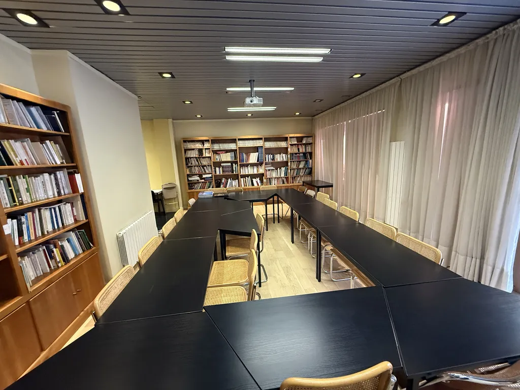 Location - Boutique 122 m², Félix Faure, Avenue Félix Faure 75015 PARIS