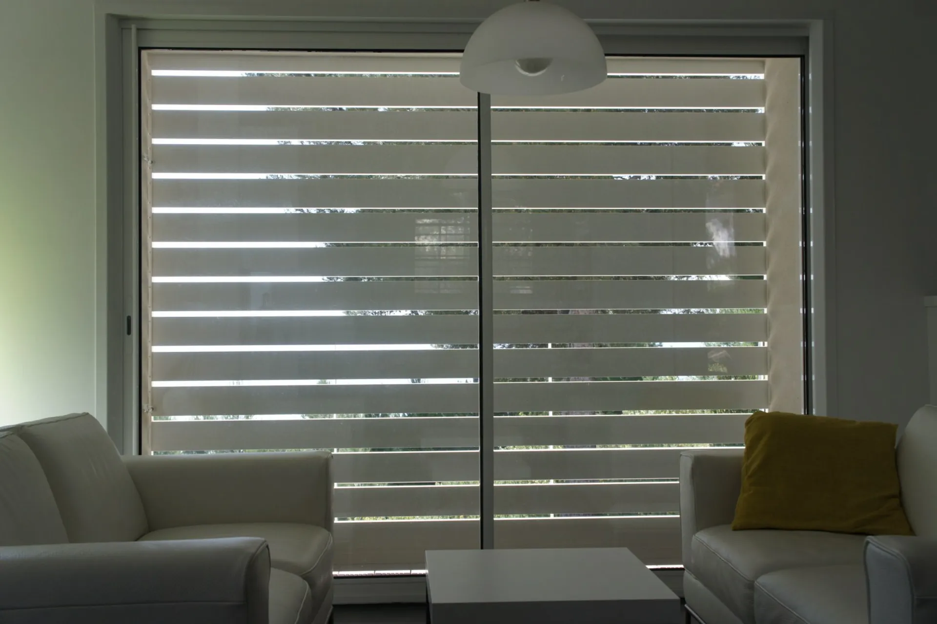 Volets coulissants en aluminum à lames horizontales