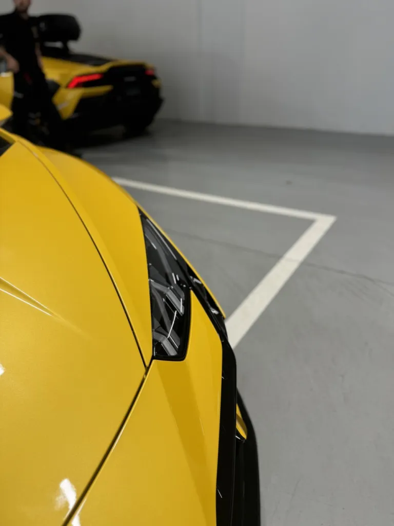 Polissage carrosserie avant/après sur Lamborghini, effacement des défauts – Nice