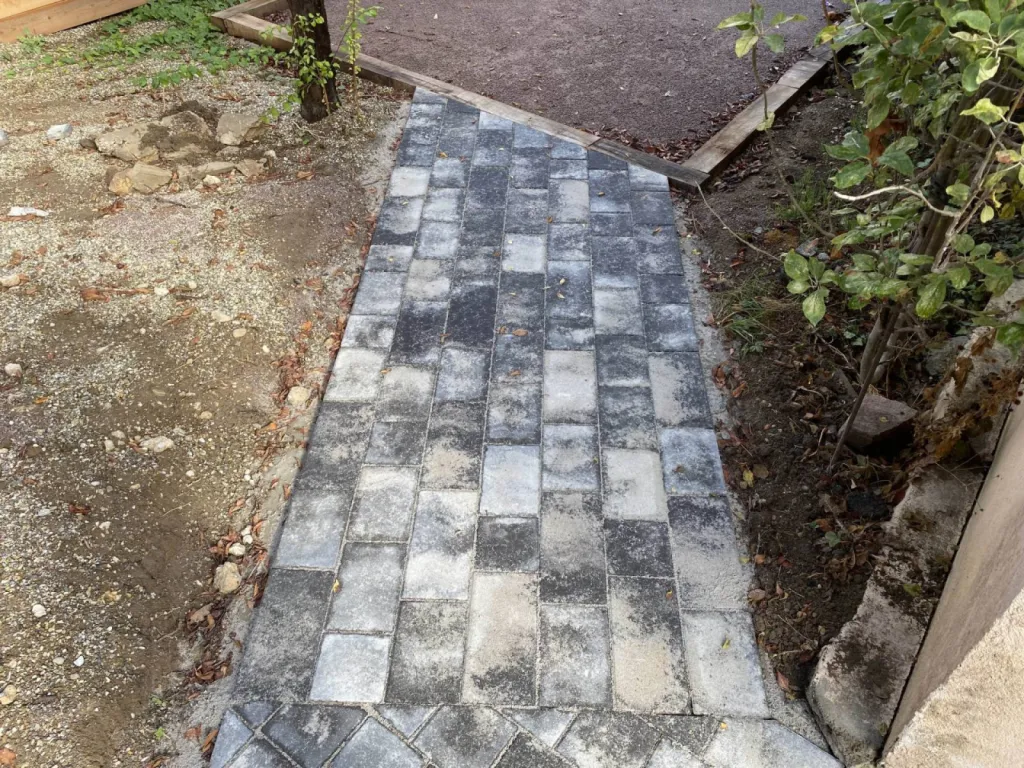 Chemin en pavé d'une maison à Strasbourg CLK 