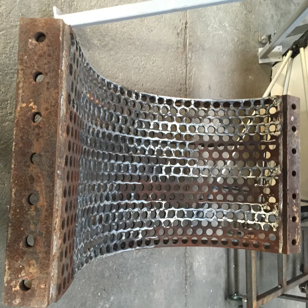 TRAVAUX DE RECHARGEMENT PAR SOUDURE SEMI AUTOMATIQUE POUR REPARATION GRILLE DE TRI