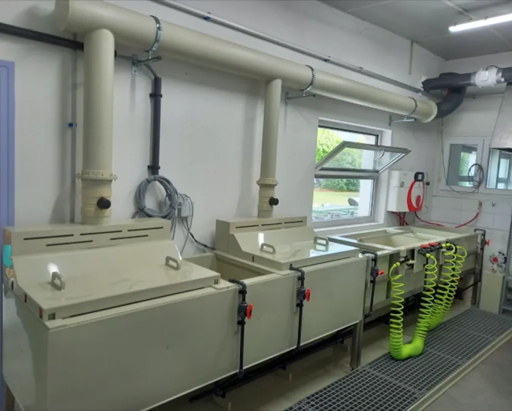 Installation de traitement des métaux dans le secteur du médical