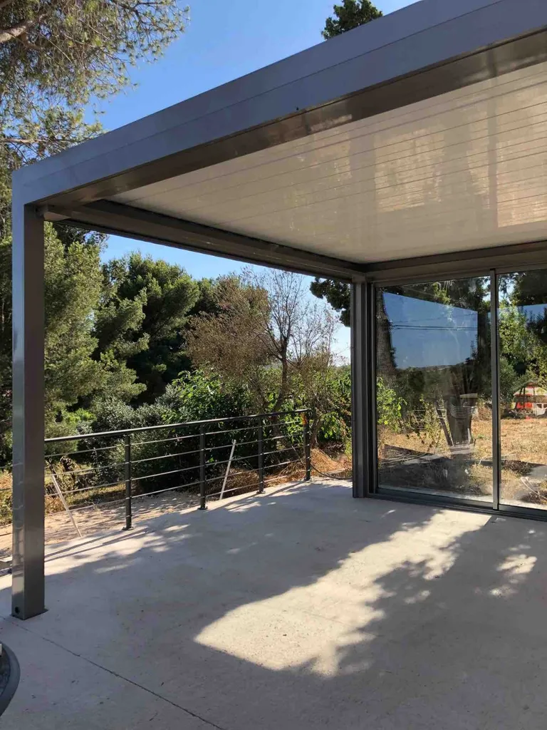 Mise en place d’une pergola bioclimatique Sausset les Pins