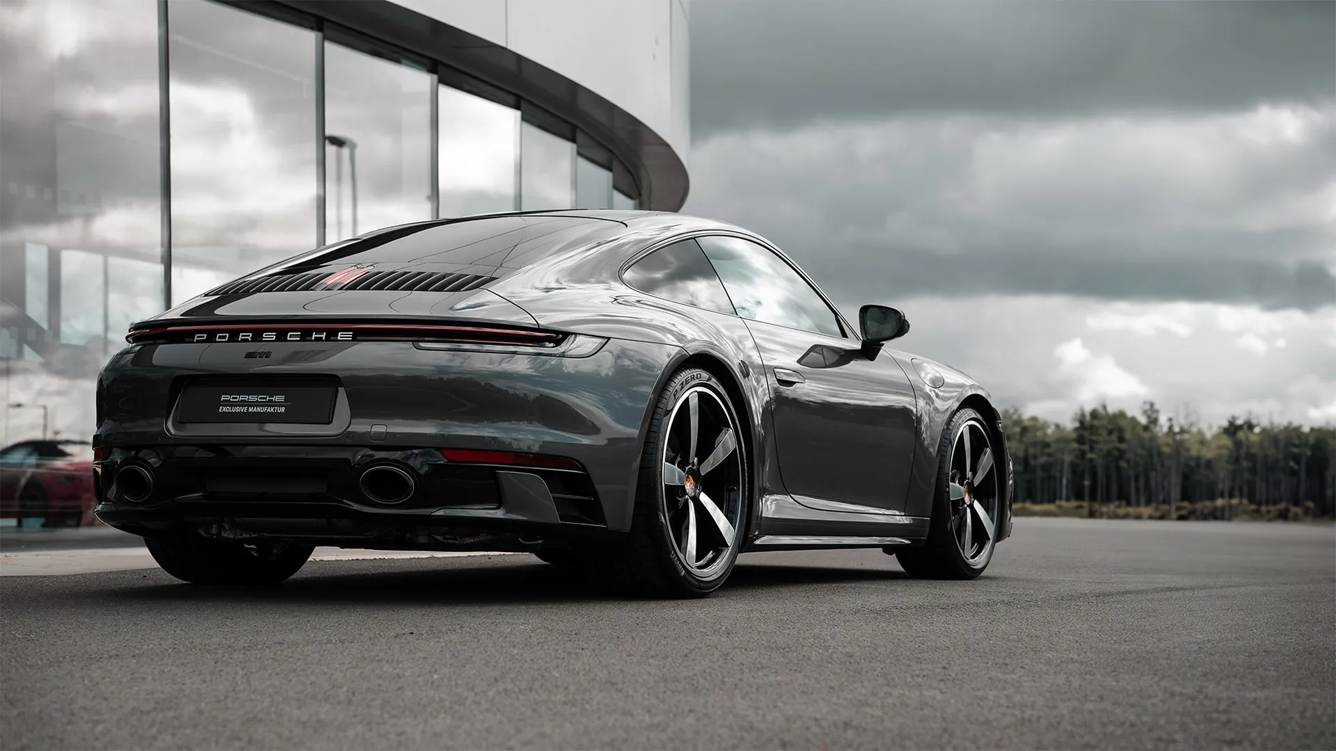 Entretien esthétique et réparation de carrosserie sur véhicules de prestige et supercars - Carrosserie CBC près de Mérignac.