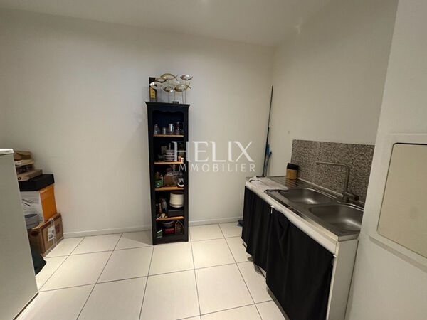 A Louer Local professionnel idéal pour kinésithérapeute, médecin, ostéopathe ou toute profession libérale