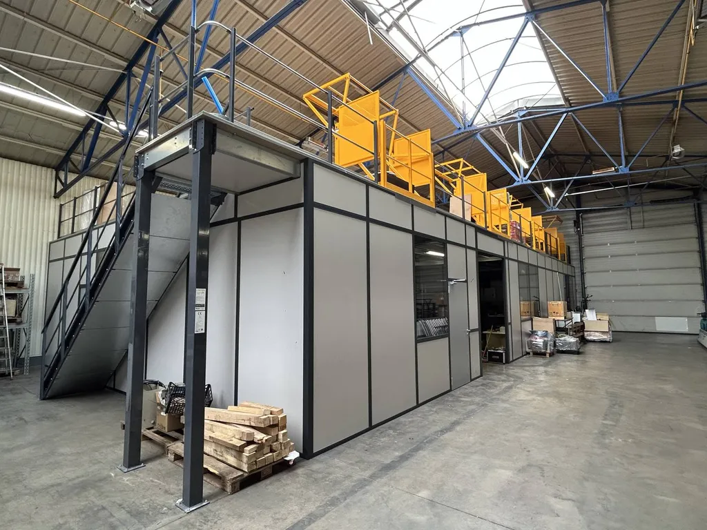 Plateforme industrielle dans le Rhône