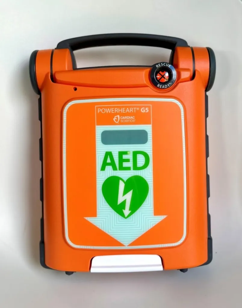 DEFIBRILLATEUR CARDIAC SCIEN G5 A PARIS
