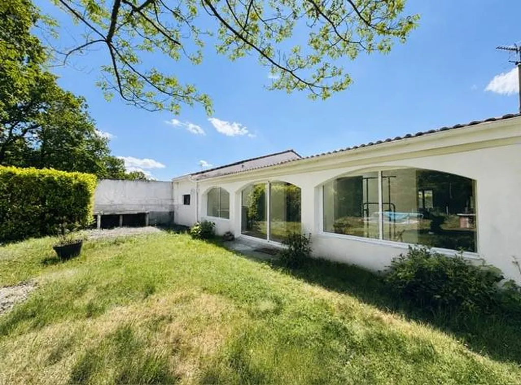 Maison 4 pièces 136 m² · à Cestas · 136 m² · 394 000 €