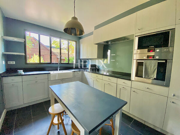 Grande maison à Croissy Sur Seine près de la British School