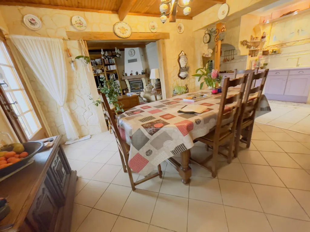 A acheter joli pavillon plain pied de 100m² avec dépendance et garage sur un terrain de 2000m² sur la commune de FRENEUSE 76410