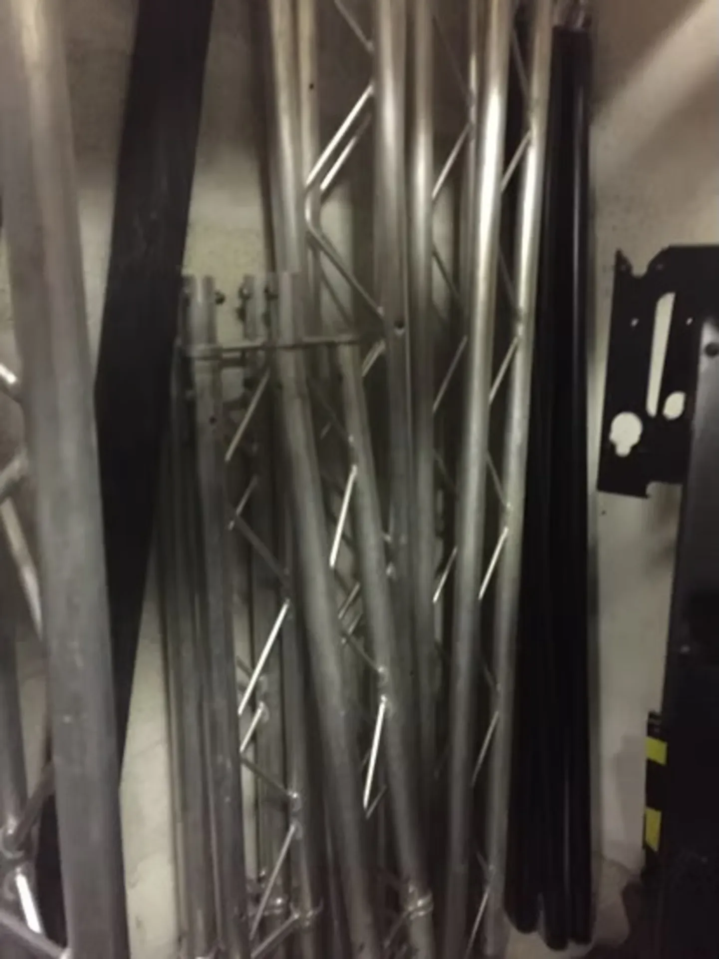 STRUCTURE ALU 1M DUO