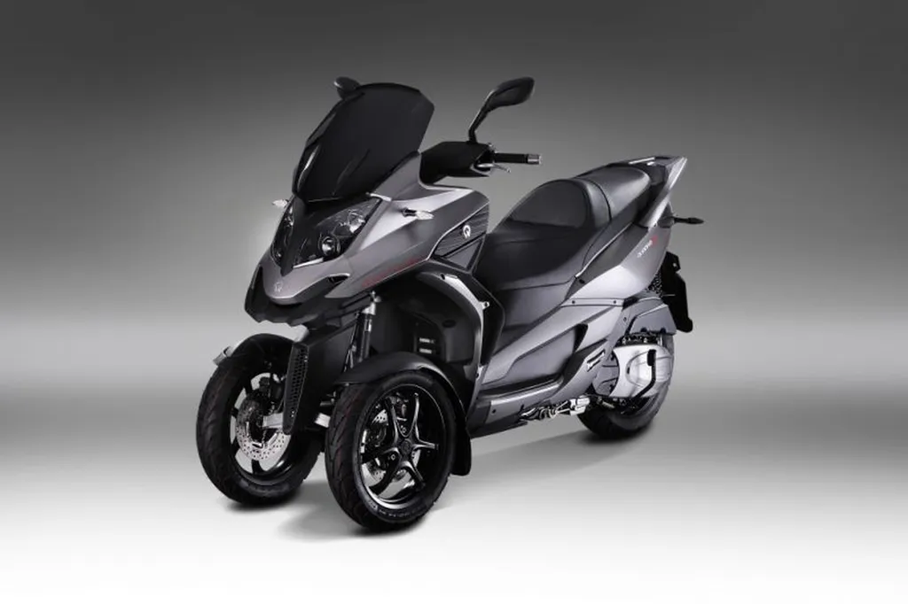 SCOOTER NEUF QUADRO S 350 SANARY SUR MER
