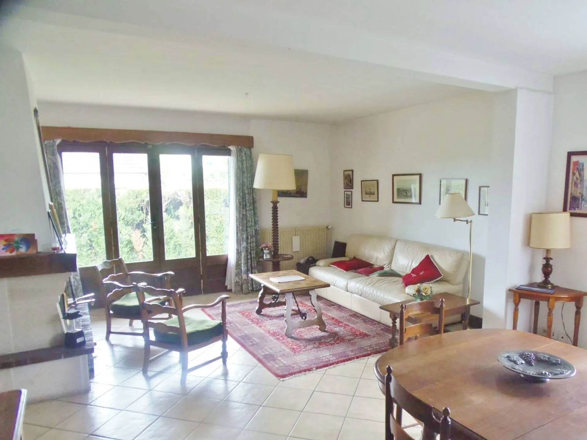 Cherche à acheter maison beaux volumes proche centre ville de st pierre lès elbeuf 76