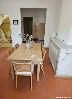 Belle Maison de village avec gros potentiel à rénover spécial investisseurs et marchands de biens à Carcès sur cinq niveaux