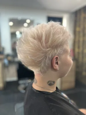 La coupe courte, affirmez votre style : élégance, liberté et caractère au quotidien, sans compromis à Marignane