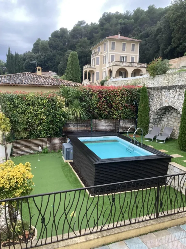 Les avantages des mini piscines pour réduire votre empreinte énergétique Aix en Provence
