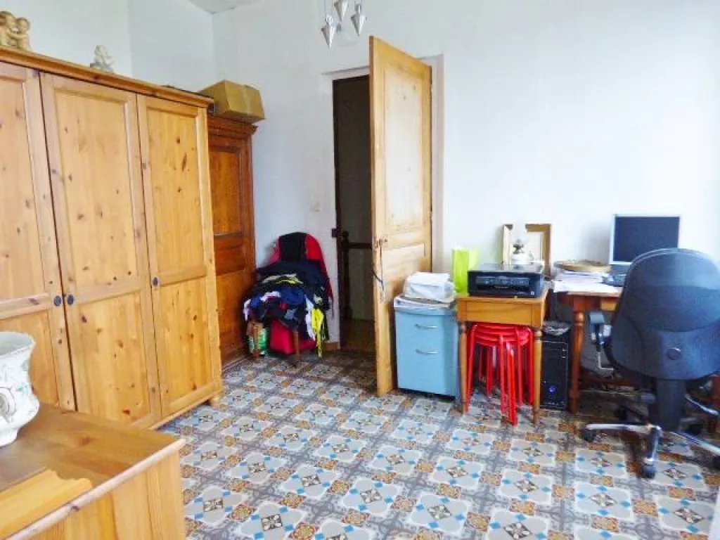 acheter une maison ancienne avec terrasse proche centre ville d'elbeuf 76