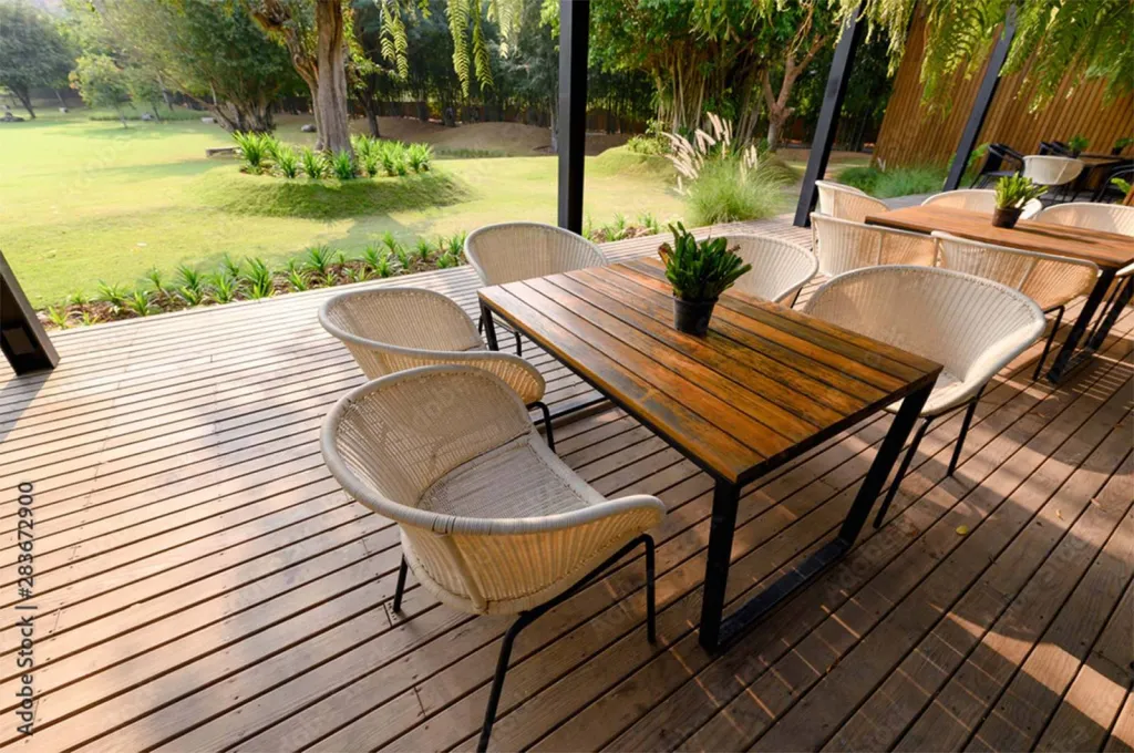 Trouver un artisan pour la rénovation de terrasse bois au sol sur-mesure avec plancher dense à Portet-sur-Garonne