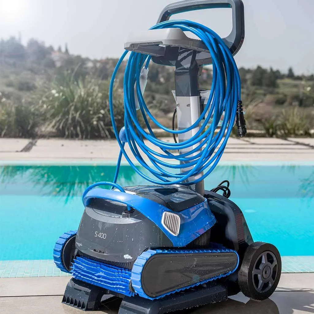 Robot de piscine Maytronics - Dolphin S400 - Aquarev'Piscines - Vachères 04110