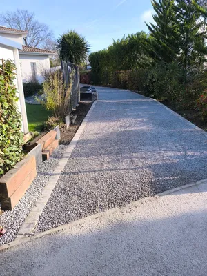Aménagement d'une allée en gravier stabilisé sur Gradignan 