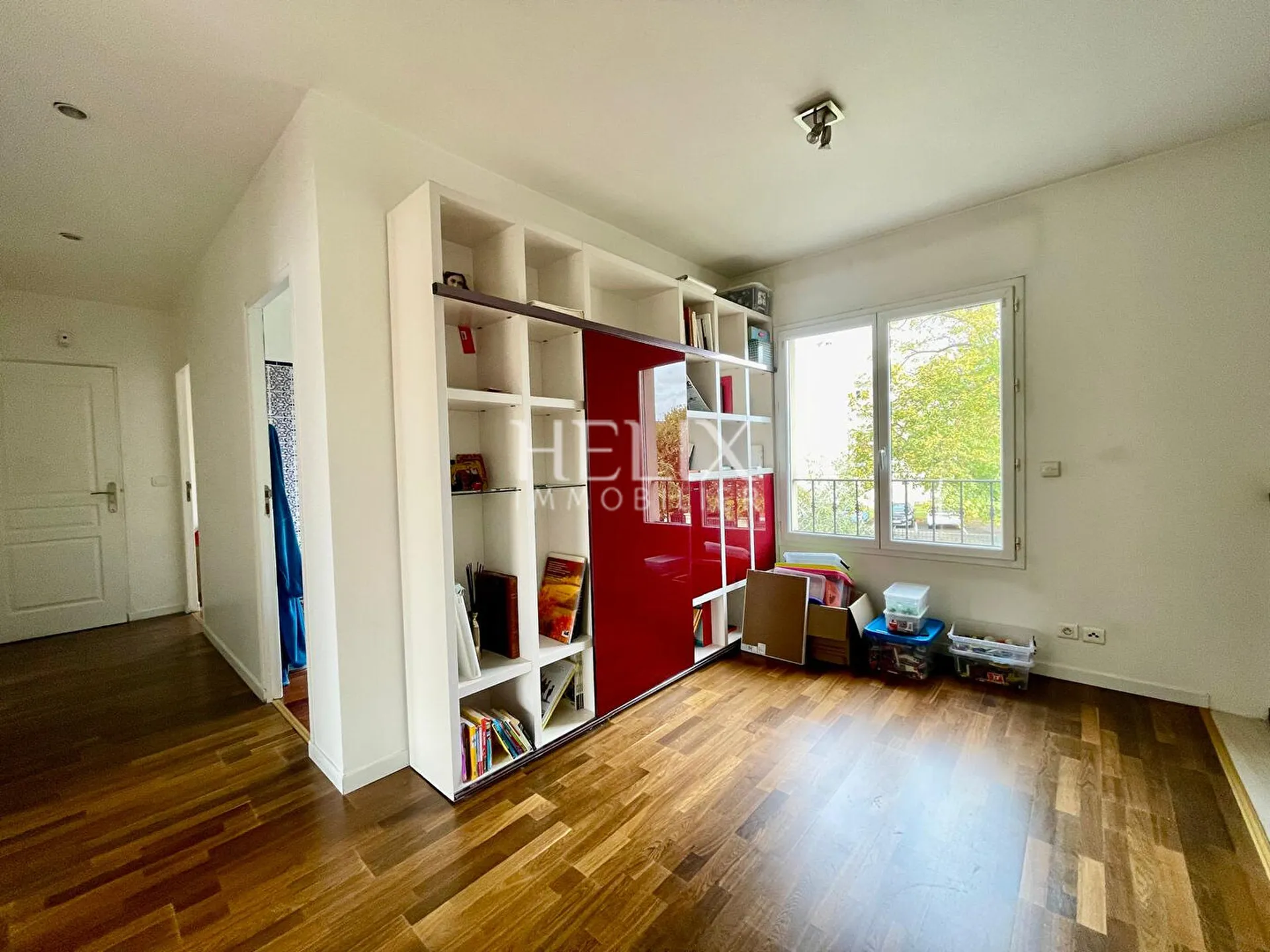 Chatou grande maison 4 ou 5 chambres avec suite au RDC et cave