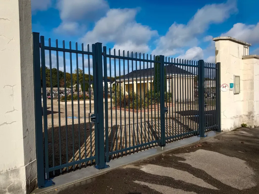 Installation de Systèmes de Contrôle d'Accès, Portails Industriels et Barrières Levantes pour Sites Professionnels à Rouen en Seine-Maritime (76)
