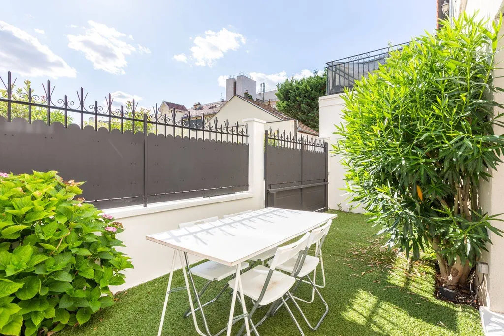 A vendre : Très belle maison de ville - Courbevoie 92400