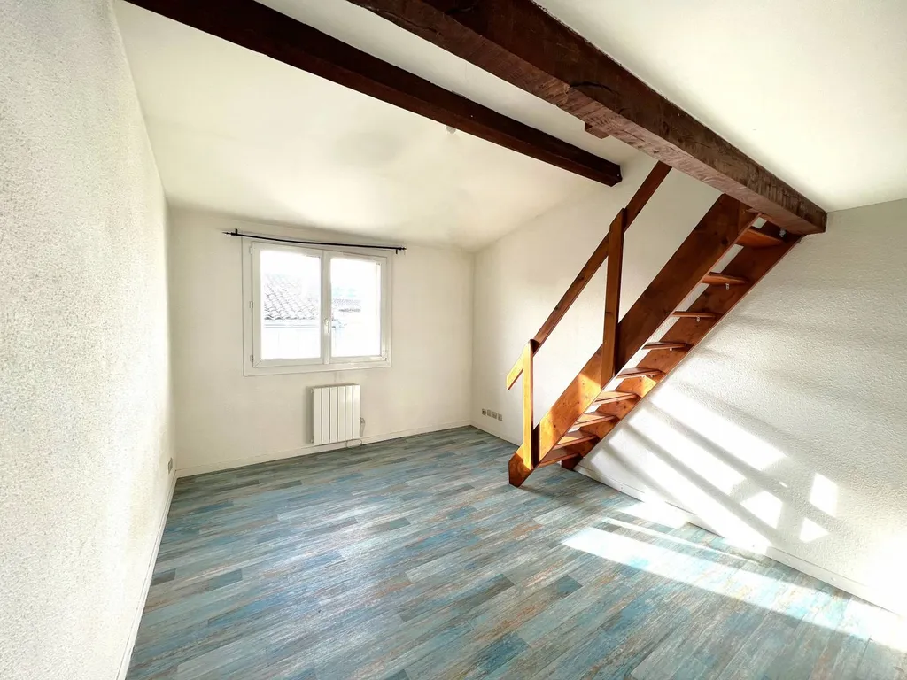 Studio - 19m² BORDEAUX La Victoire 