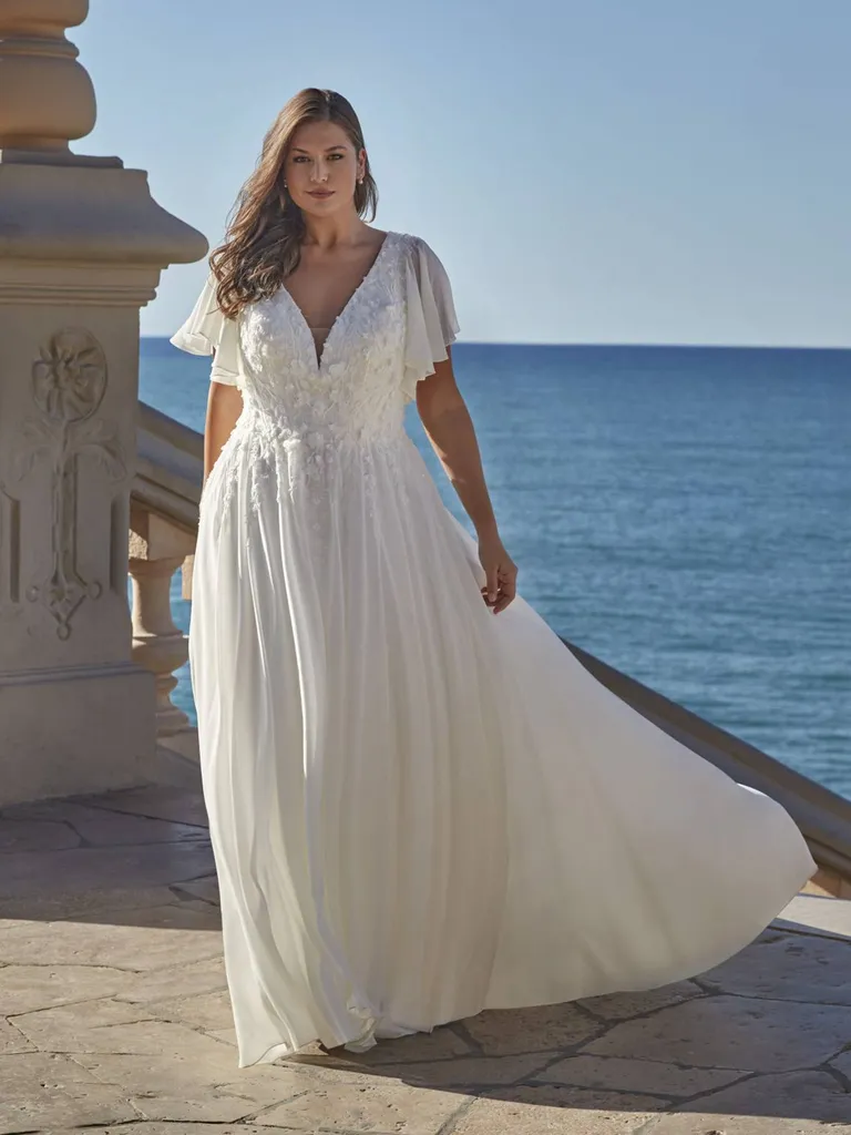 Robe de mariée fluide grande taille à Marseille