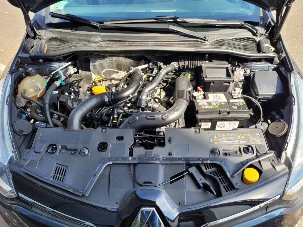 CLIO IV BUSINESS OCCASION TCE 90 ENERGY ESSENCE PRÈS DE TOULOUSE A PLAISANCE DU TOUCH