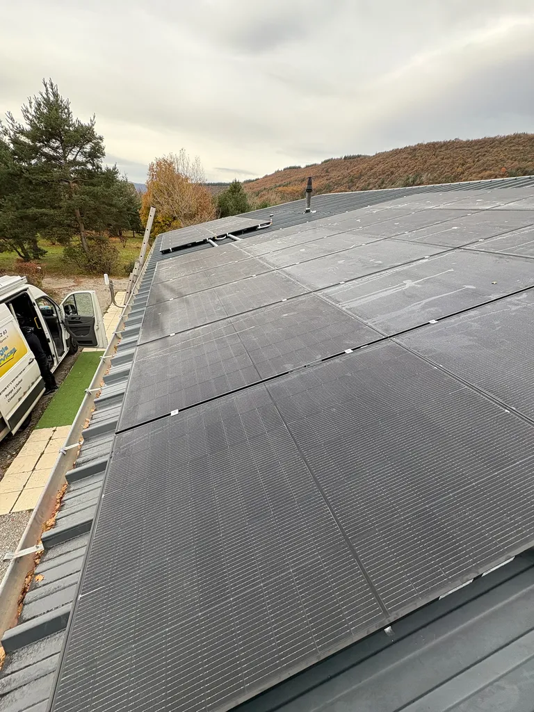 Professionnels ? Faites appel à Pess pour votre projet solaire dans toute la PACA 