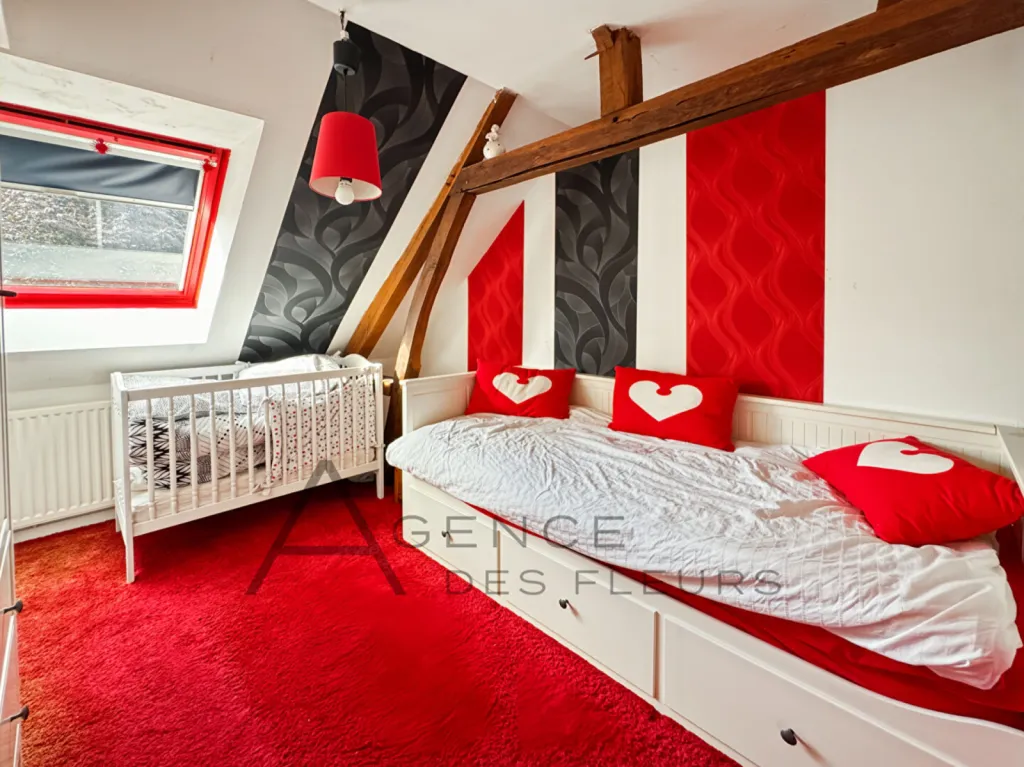 A vendre maison de 145 m² édifiée sur 2400 m² de terrain sur la commune de LE BEC THOMAS 27370