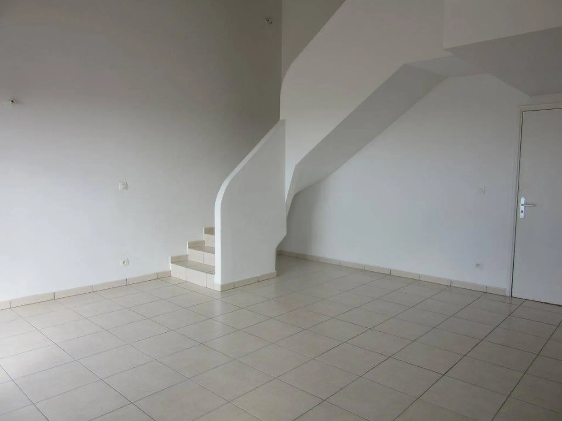 A VENDRE APPARTEMENT 3/4 LA CIOTAT RÉSIDENCE FERMEE