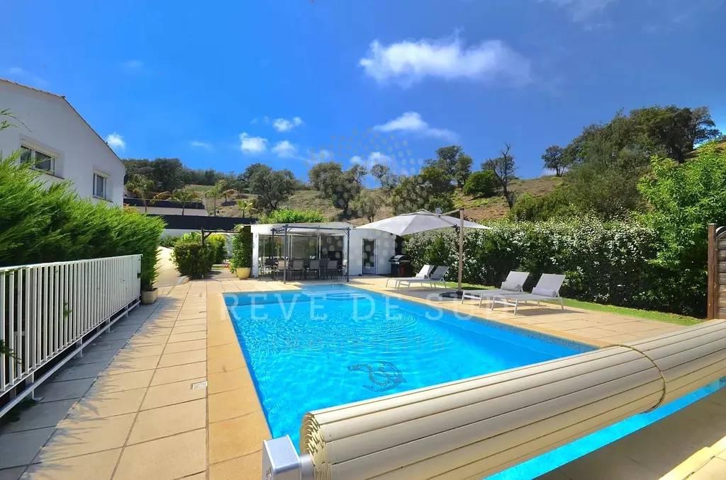 Les Issambres – Villa vue mer avec piscine face à la Méditerranée