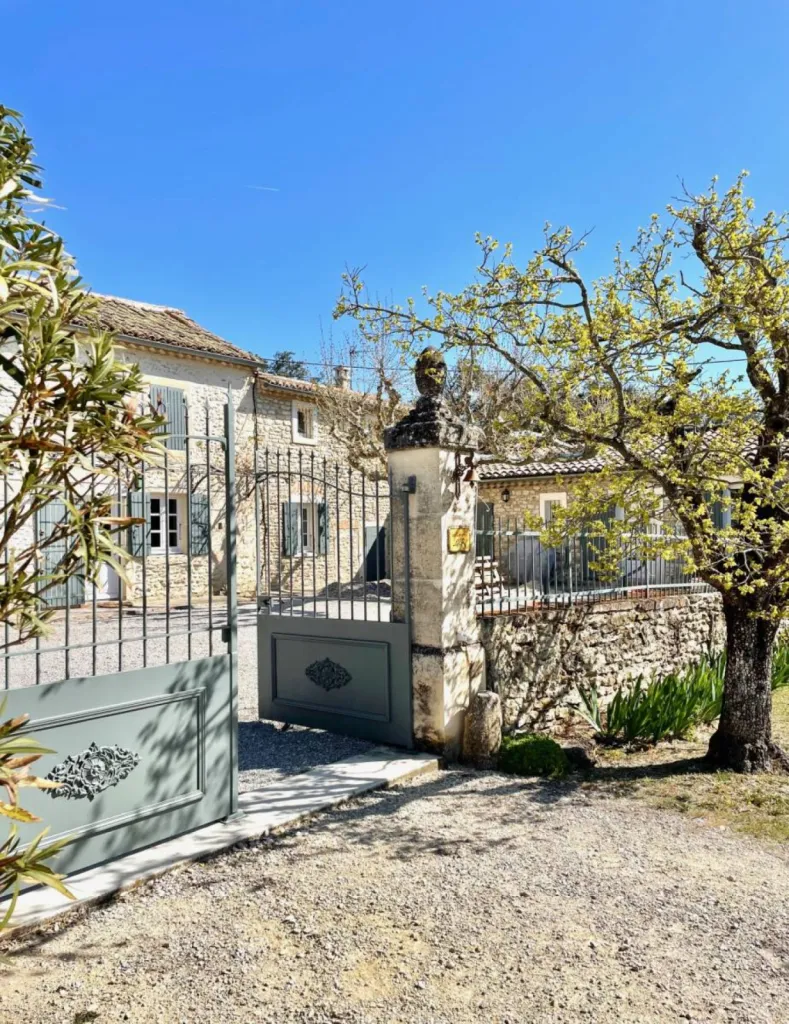 Agence d'architecture à Lourmarin – Rénovation & Restauration d’Exception – Maîtrise d'Œuvre – Décoration