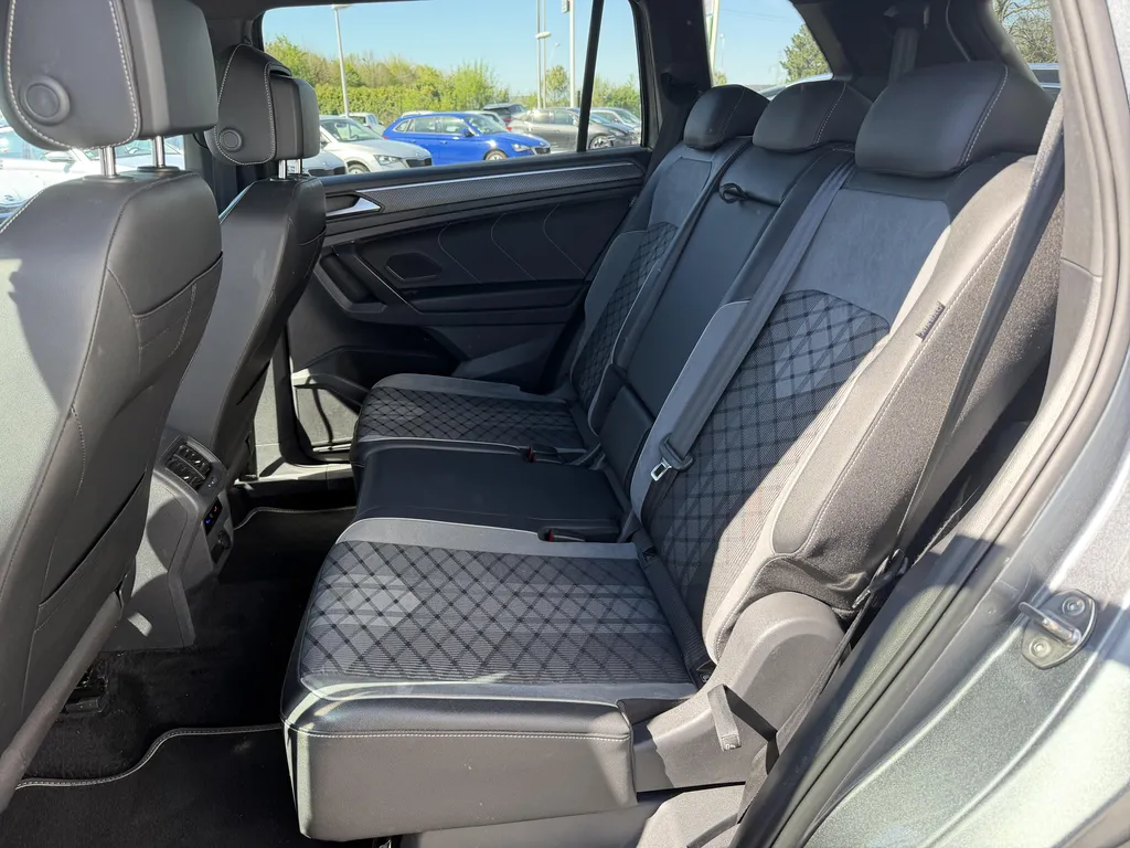 Volkswagen Tiguan Allspace d'occasion près du Havre : SUV 7 places R-Line TDI 150ch chez Caudebec Automobiles