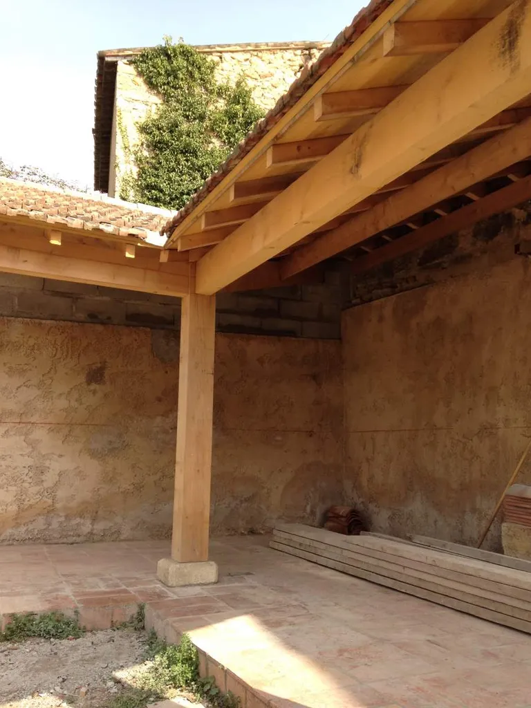 Charpente - Création d'un abri de jardin à Salon de Provence