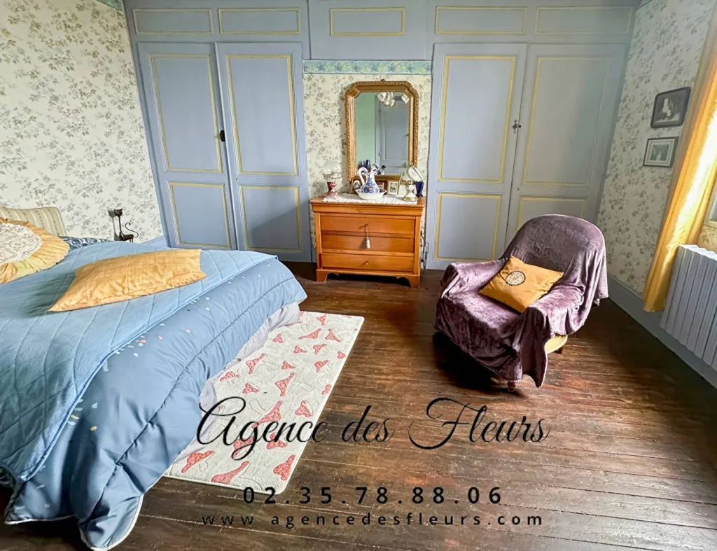 A vendre maison bourgeoise de 137 m² édifiée sur un terrain de 3545 m² sur la commune de ESCROVILLE 27400